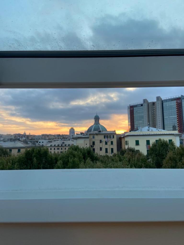 Casa Savo - Parcheggio Gratuito Nella Blu Area Lägenhet Genua Exteriör bild