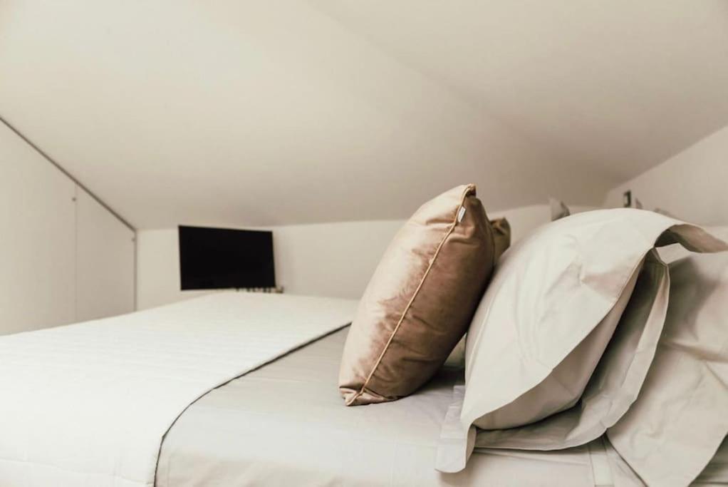 Casa Savo - Parcheggio Gratuito Nella Blu Area Lägenhet Genua Exteriör bild
