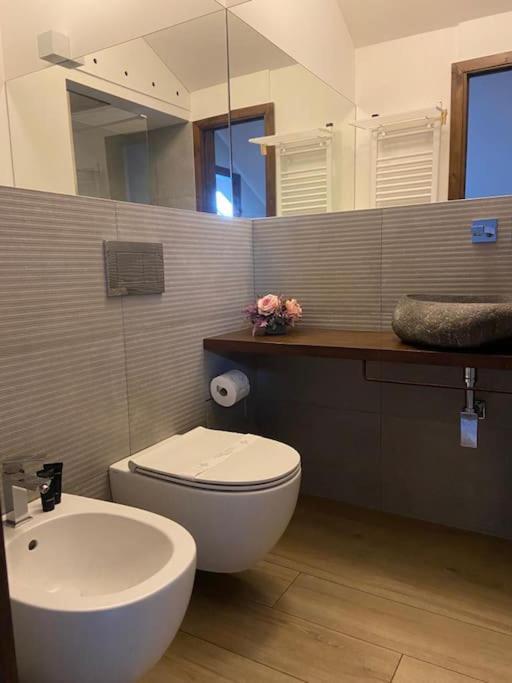 Casa Savo - Parcheggio Gratuito Nella Blu Area Lägenhet Genua Exteriör bild